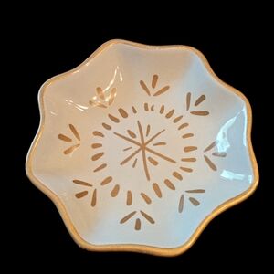 Ceramic Trinket dish modern design